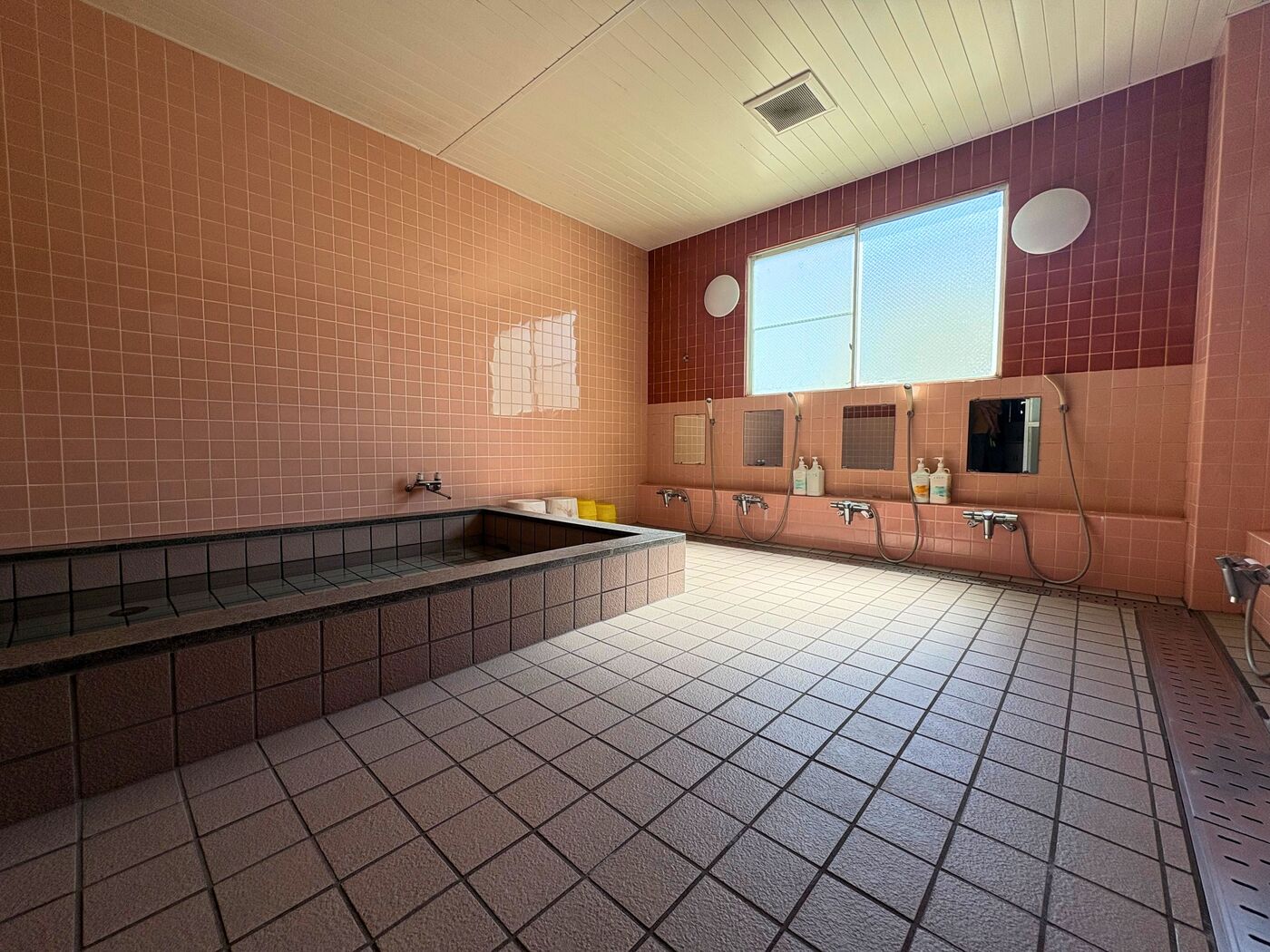 <br />
<b>Warning</b>:  Undefined variable $facility_name in <b>/home/xs566017/mcd-test.site/public_html/eveplaza.mcd-test.site/wp-content/themes/eveplaza/archive-facility.php</b> on line <b>245</b><br />
